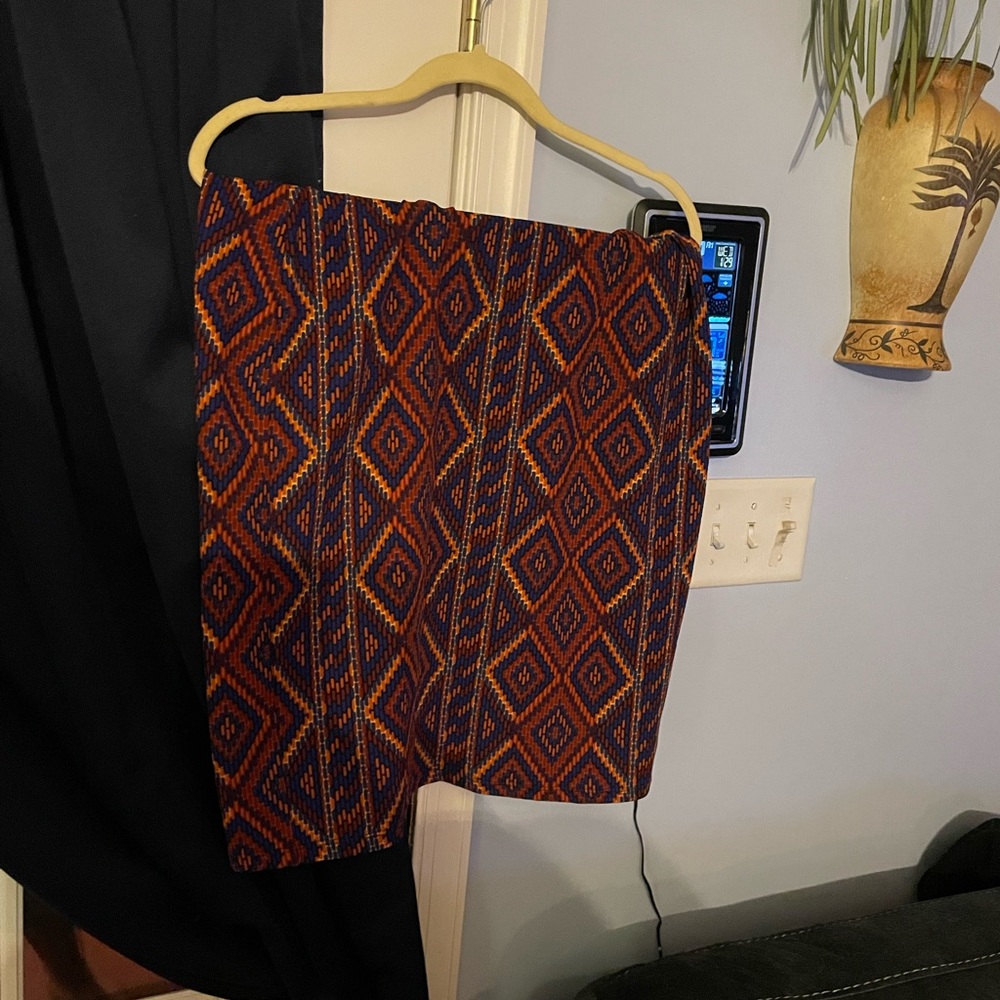 2x pencil skirt